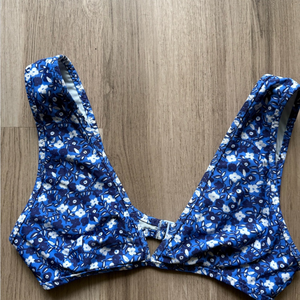 Aerie Blue and White Floral Bikini Top